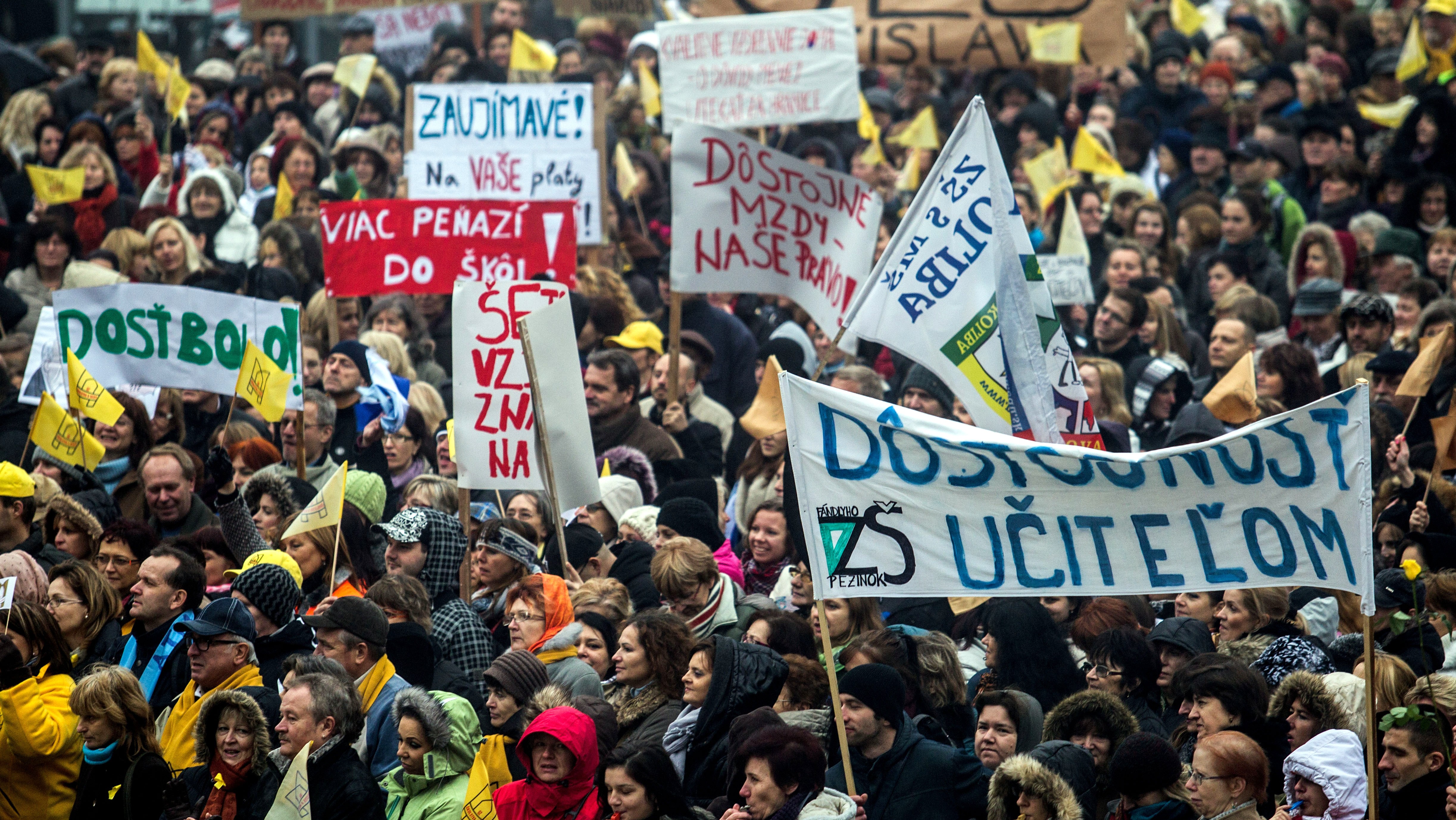 učitelia _strajk_protesty